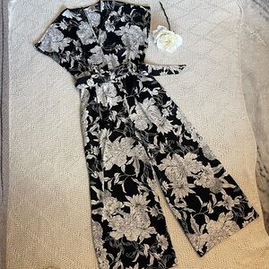 H&M Black Floral Wrap Jumpsuit Belted Wide Leg Romper Size 2